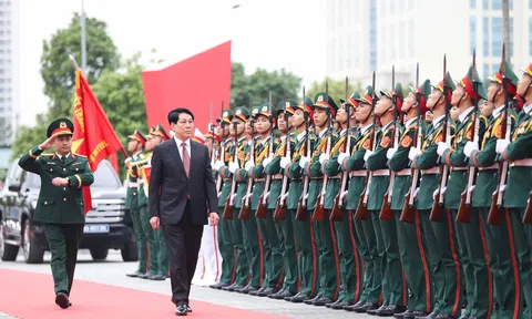 Chủ tịch nước trao danh hiệu Anh hùng lực lượng vũ trang nhân dân cho Viện Hàng không Vũ trụ Viettel