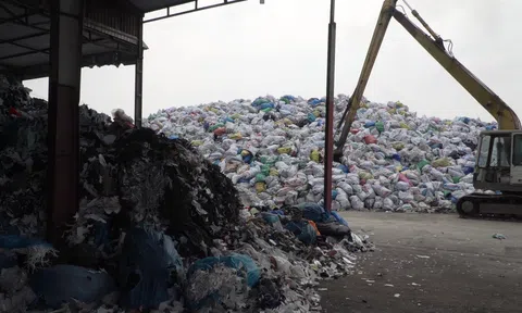 Giảm lượng phát thải khí metan trong quản lý chất thải rắn: Khó khăn trong triển khai mô hình phân loại rác tại nguồn