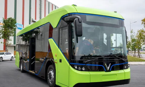 Chuẩn bị hạ tầng để phát triển xe buýt sử dụng năng lượng xanh tại Hà Nội