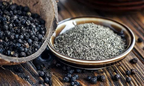 Giá tiêu hôm nay 16/6/2025: Giá tiêu Đắk Lắk vẫn đỉnh, trong khi thị trường quốc tế bất động