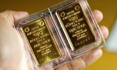 Giá vàng hôm nay 23/6/2025: Giá vàng chao đảo sau khi Mỹ tấn công Iran