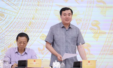 Sắp bổ sung trách nhiệm của sàn và người livestream bán hàng