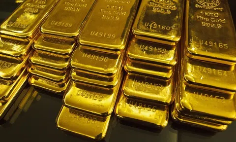 Giá vàng hôm nay 6/7/2025: Vàng miếng giữ giá sát mốc 121 triệu đồng/lượng