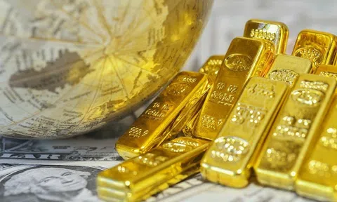 Giá vàng chiều nay 6/7/2025 vẫn neo ở mức cao