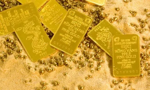 Giá vàng hôm nay 13/7/2025: Cuối tuần vàng tăng phi mã