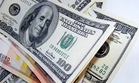 Tỷ giá USD hôm nay 15/7/2025: Đồng USD giữ đà tăng