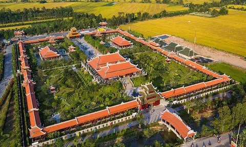 Khu Du lịch Văn hóa Phương Nam:  Biểu tượng du lịch xanh và tâm linh ở Đồng Tháp