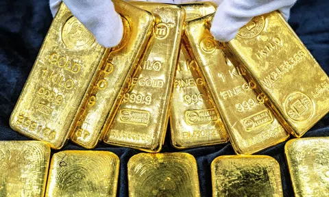 Giá vàng hôm nay 28/7/2025: Vàng thế giới tiếp tục lao dốc