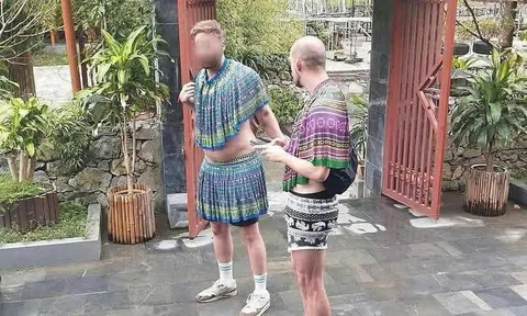 Du khách nam mặc trang phục Mông – Tôn trọng hay phản cảm?