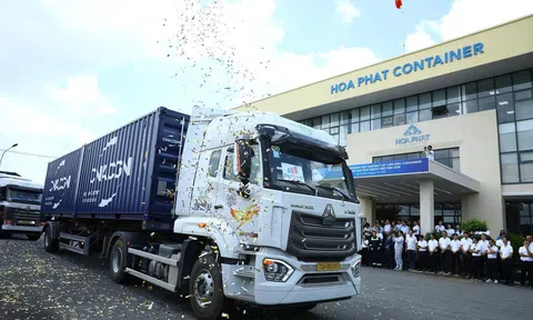 Hòa Phát của tỷ phú Trần Đình Long bàn giao 1.000 container cho hãng tàu Top 3 thế giới