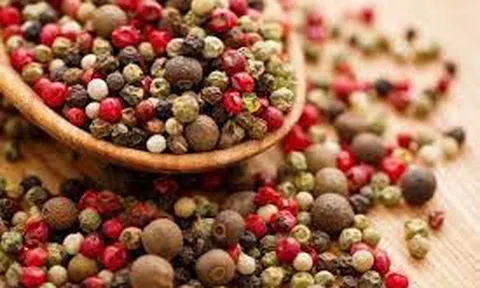 Giá tiêu hôm nay 22/8/2025: Tăng 1.000 đồng/kg, thế giới "dậy sóng"