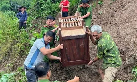 Phú Thọ: Sơ tán 450 hộ dân đang sinh sống ở các khu vực có nguy cơ sạt lở, lũ quét đến nơi an toàn