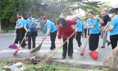 Hà Nội triển khai Chiến dịch truyền thông "Sáng - Xanh - Sạch - Đẹp"