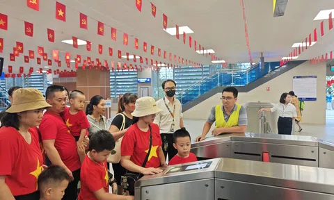 Hanoi Metro miễn phí vé tàu phục vụ hành khách trong đại lễ Quốc khánh 2/9