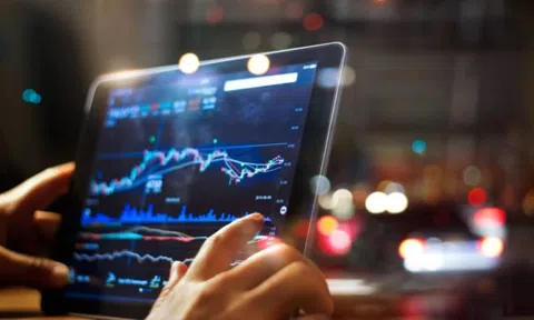 Rung lắc mạnh vùng 1.700 điểm, phép thử cho dòng tiền