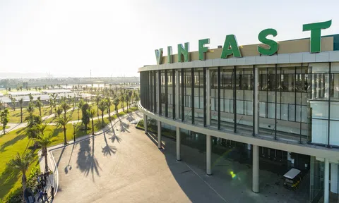 Vốn hoá Vingroup của tỷ phú Phạm Nhật Vượng tăng lên sát 600.000 tỷ đồng, bỏ xa Vietcombank