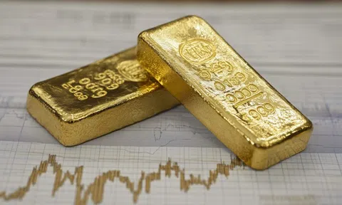 Giá vàng hôm nay 30/9/2025: Giá vàng trong nước vọt thêm 1,5 triệu đồng/lượng