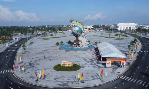 Cà Mau: Biểu tượng con tôm 22 tỷ đồng – Khát vọng vươn xa của vùng đất cực Nam