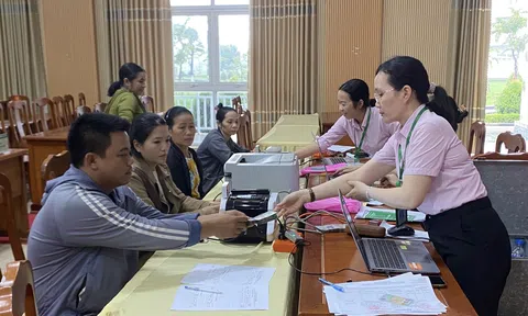 Quảng Ngãi: Ngân hàng Chính sách xã hội kịp thời hỗ trợ người dân vùng mưa lũ