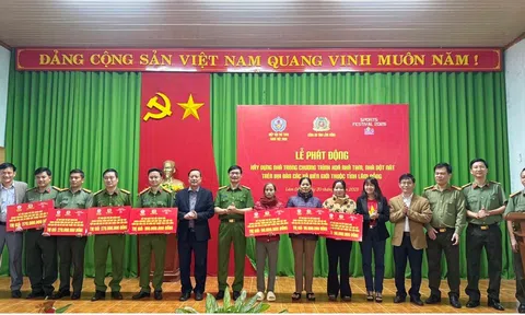 NovaGroup và Hiệp hội Thể thao Công an Nhân dân trao tặng kinh phí xây dựng nhà ở cho người dân có hoàn cảnh khó khăn