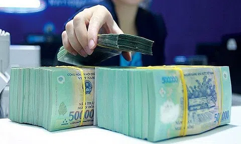 Một ngân hàng vừa nâng lãi suất tiền gửi trực tuyến