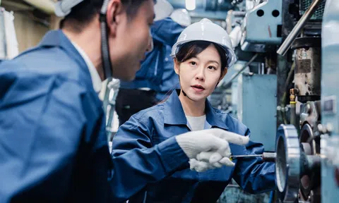 Người lao động nước ngoài làm hợp đồng dưới 12 tháng không thuộc diện đóng BHXH bắt buộc