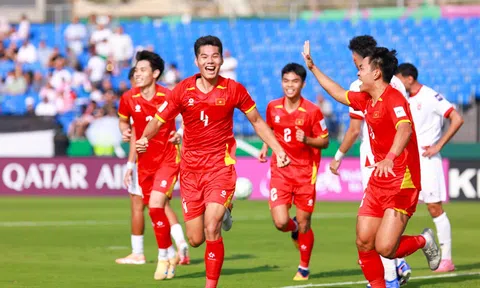 Khởi đầu suôn sẻ, U23 Việt Nam vươn lên dẫn đầu Bảng A sau lượt trận đầu tiên