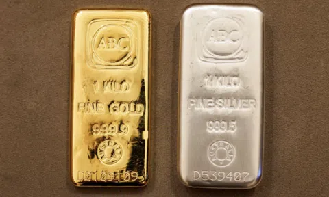 Giá bạc tăng 45% sau 1 tháng, “áp đảo” đà tăng của giá vàng
