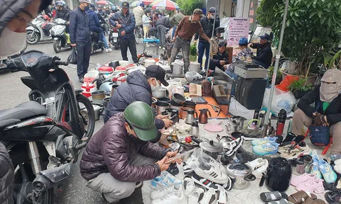 Độc lạ chợ phiên giữa lòng đô thị Hải Phòng