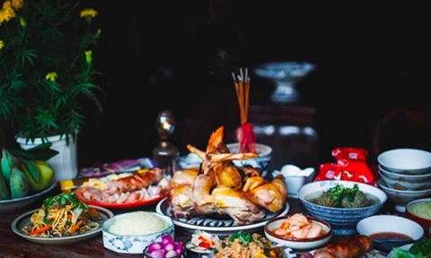 Mâm cúng giao thừa ngoài trời 2026 gồm những gì?