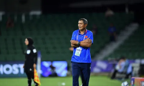 Đội tuyển nữ Việt Nam đã thể hiện bản lĩnh để vượt qua khó khăn trong trận đấu với Ấn Độ