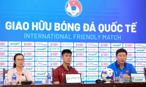 Họp báo trước trận giao hữu quốc tế Việt Nam và Bangladesh