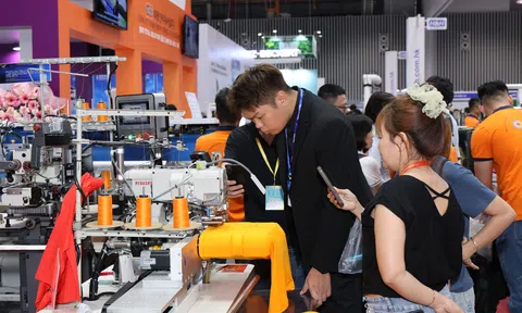 Chuyển đổi xanh - “điểm tựa” chiến lược của ngành dệt may trong chu kỳ cạnh tranh mới