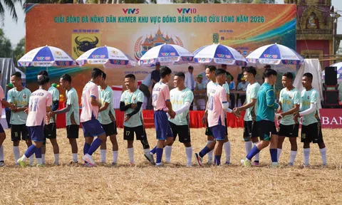 Độc đáo giải bóng đá trên sân ruộng của nông dân Khmer miền Tây