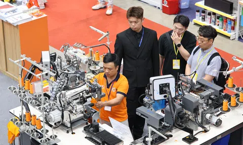 Xu hướng công nghệ AI và tự động hoá: Giải pháp bền vững cho ngành dệt may