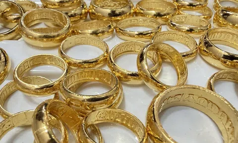 Giá vàng tăng hơn 2 triệu đồng/lượng