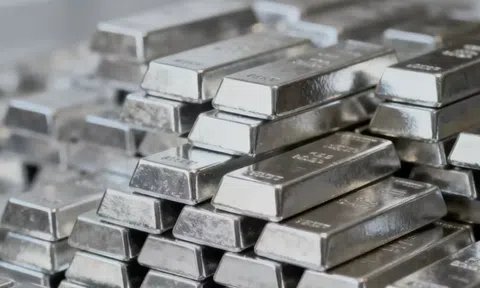 Thâm hụt nguồn cung 6 năm liên tiếp thị trường bạc đứng trước nguy cơ thiếu hụt nghiêm trọng