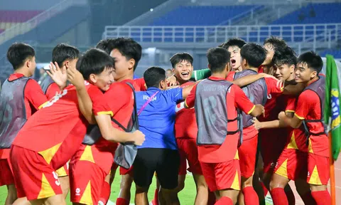 Đánh bại đương kim vô địch U17 Australia, U17 Việt Nam đoạt vé vào chung kết