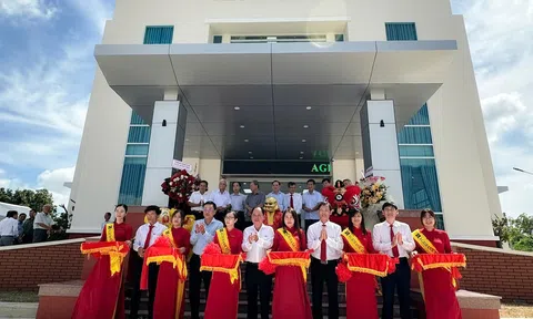 Agribank chi nhánh Ba Tri Bến Tre sở hữu diện mạo mới khang trang, hiện đại