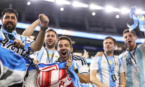 Bảng J: Argentina, Áo và Algeria cùng có vé vào vòng knock-out