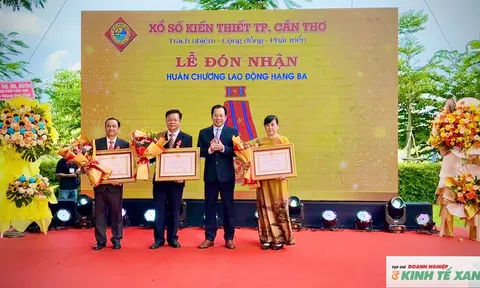 Công ty XSKT Cần Thơ sơ kết 6 tháng đầu năm 2026, nhiều cá nhân được trao Huân chương Lao động và Bằng khen của Thủ tướng Chính phủ