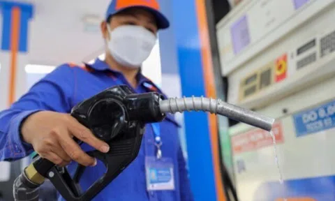 Giá xăng dầu hôm nay 13/7/2026: Giá dầu thế giới dự báo có xu hướng tăng
