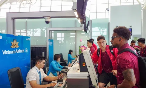 Đội tuyển Việt Nam sang Thái Lan, bắt đầu hành trình bảo vệ ngôi vô địch Đông Nam Á