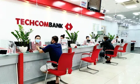 Techcombank lãi 18.540 tỷ đồng trong nửa đầu năm 2026