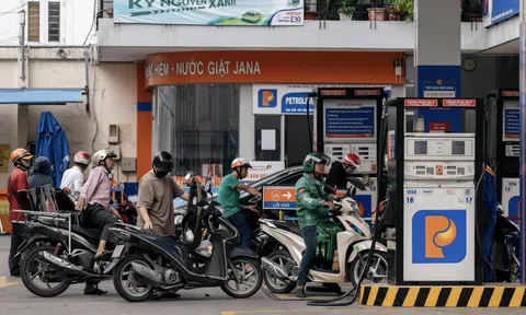 Giá xăng dầu hôm nay 27/7/2026: Giá dầu thế giới tiếp tục giảm