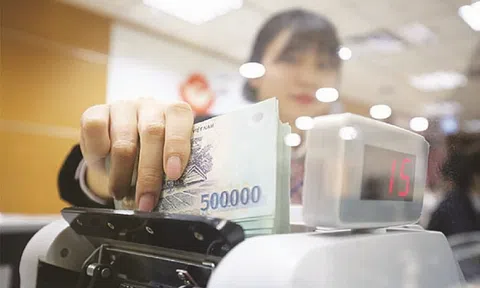 Nợ xấu ngân hàng gia tăng, "bộ đệm" dự phòng tiếp tục chịu áp lực