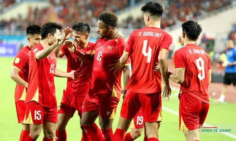 Đánh bại Malaysia trên sân nhà, đội tuyển Việt Nam hiên ngang tiến vào chung kết