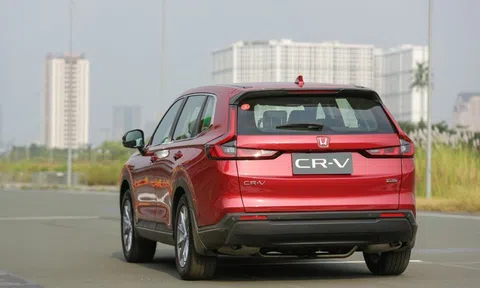 Giá xe Honda CR-V mới nhất tháng 8/2026