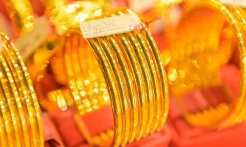 Giá vàng hôm nay 7/9/2026: Giá vàng nhẫn cao hơn giá vàng miếng