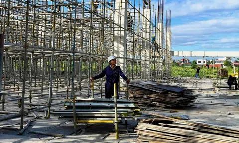 Bảo hiểm thất nghiệp giúp lao động xây dựng giảm rủi ro khi chuyển việc